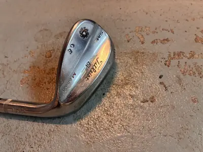 Titleist Vokey sm6 58 deg