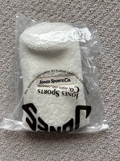 Jones Sports Co. fairway wood headcover